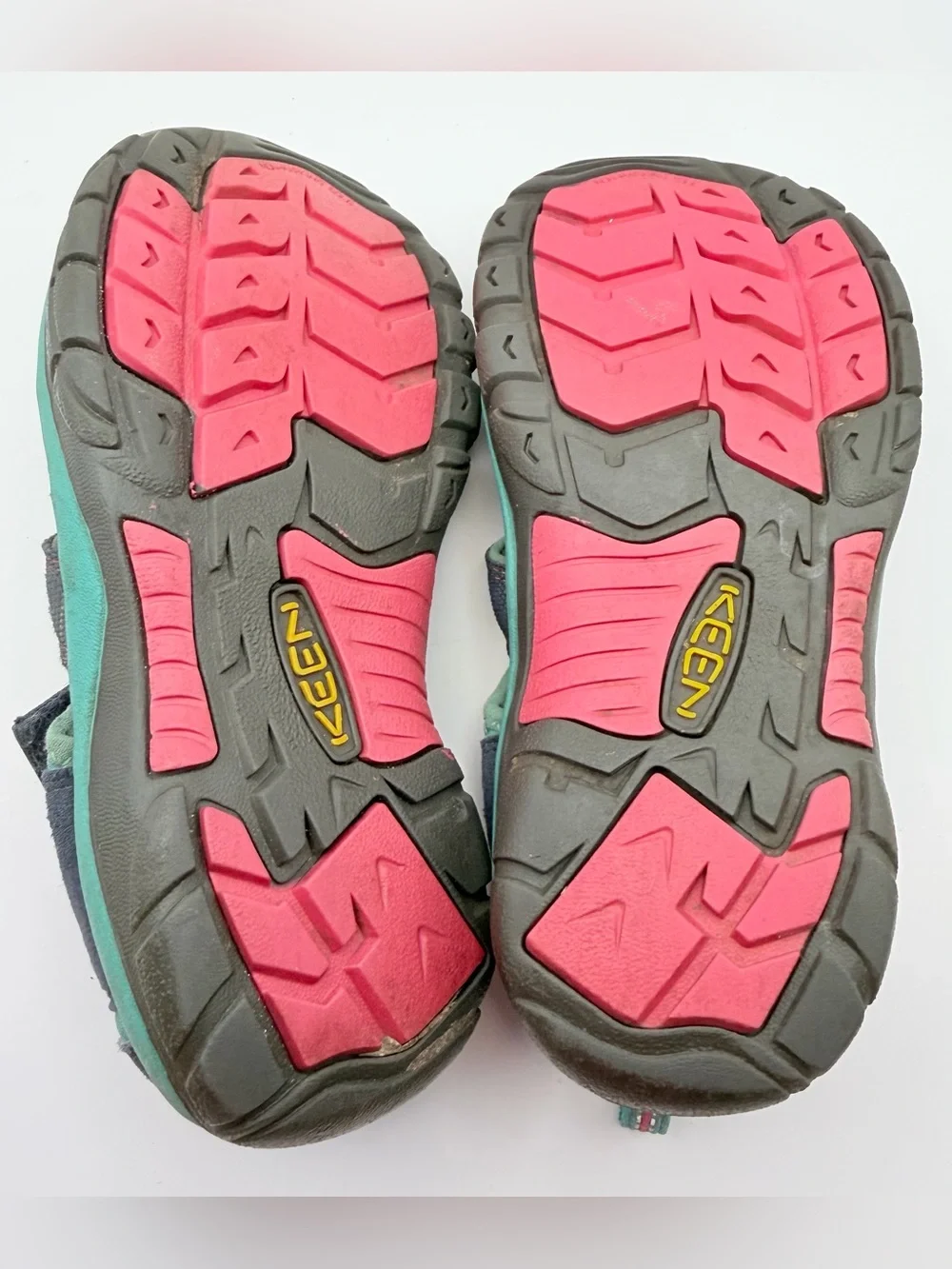 KEEN Kids Size 2 Waterproof Sport Sandals Gray Teal Pink Closed Toe Gorpcore
